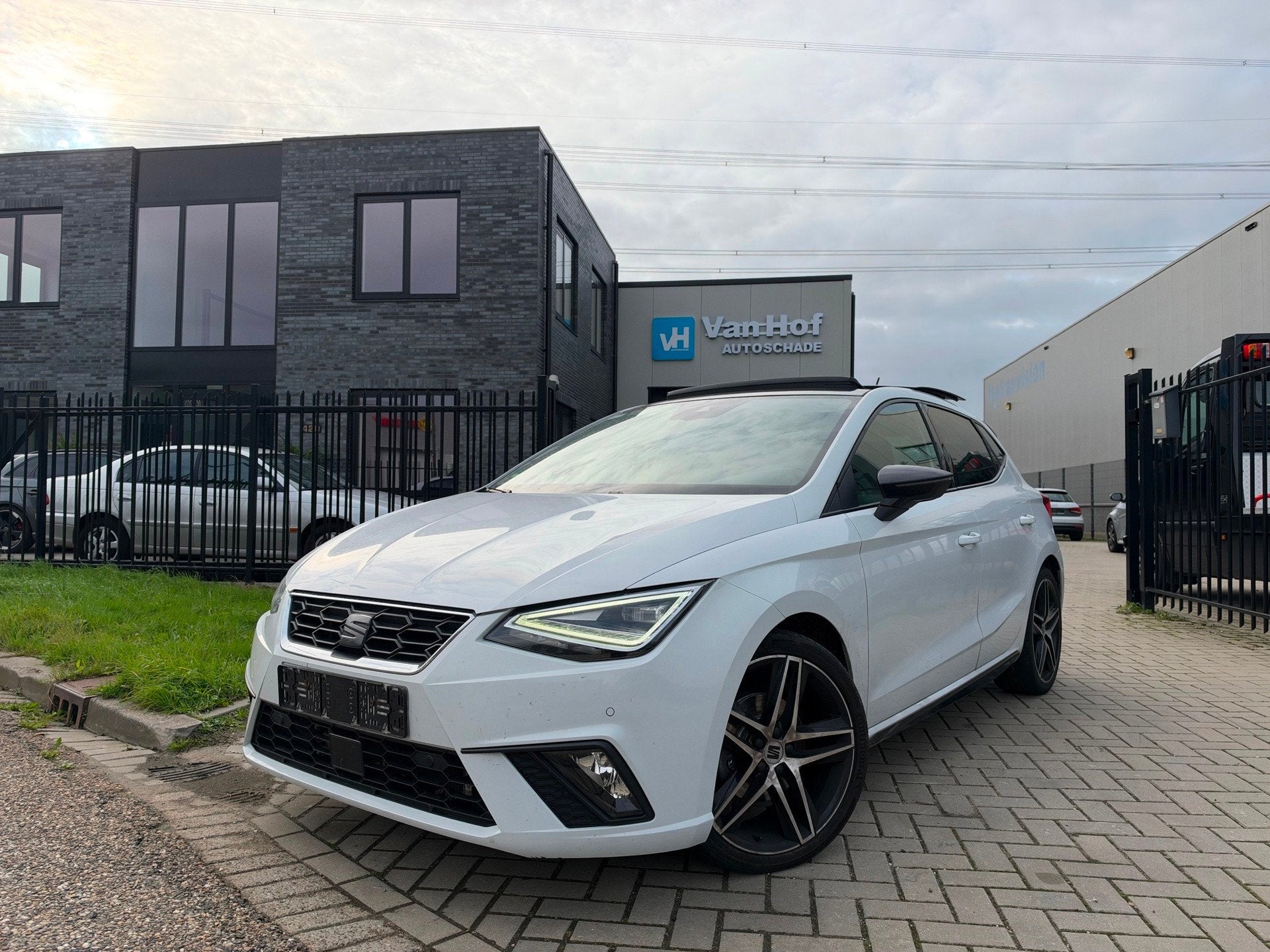 SEAT Ibiza 1.5 TSI FR Black/Style 2022 Pano/Dsg/Virtual vol, Auto diversen, Automaat, 999 cc, Benzine, Seat