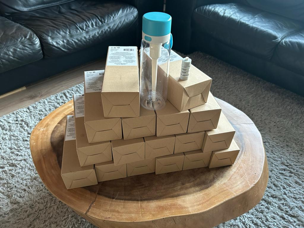 17x NIEUWE Amazon Drinkbekers met Actieve Koolstoffilter, Overige typen, Kunststof, Nieuw, Ophalen of Verzenden