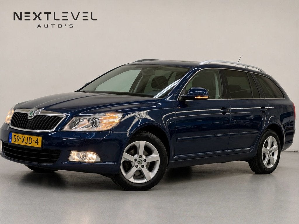 Skoda Octavia Combi 1.4 TSI Greentech Elegance Business Line, Auto's, Voorwielaandrijving, Euro 5, Gebruikt, 4 cilinders