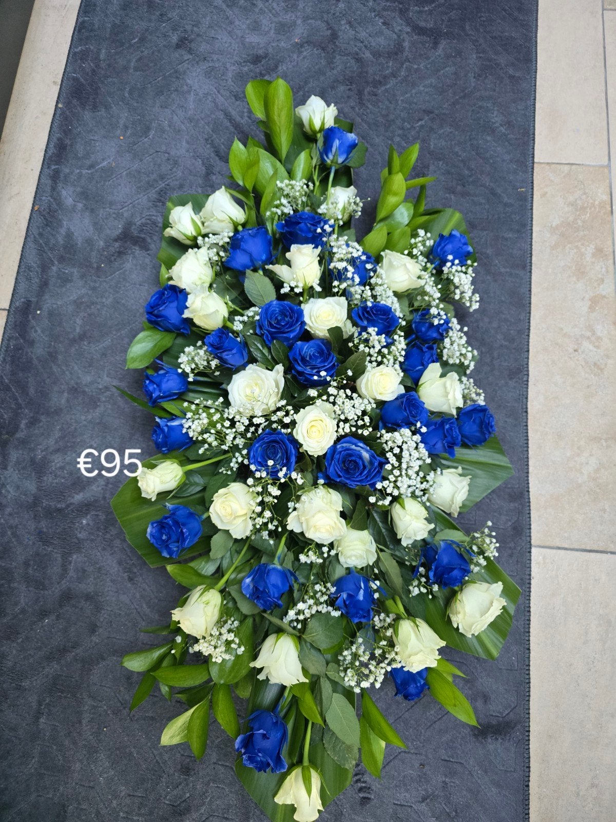 Mooie grafstukken, handboeket, bloemstukken vanaf l€45 per f, Ophalen of Verzenden