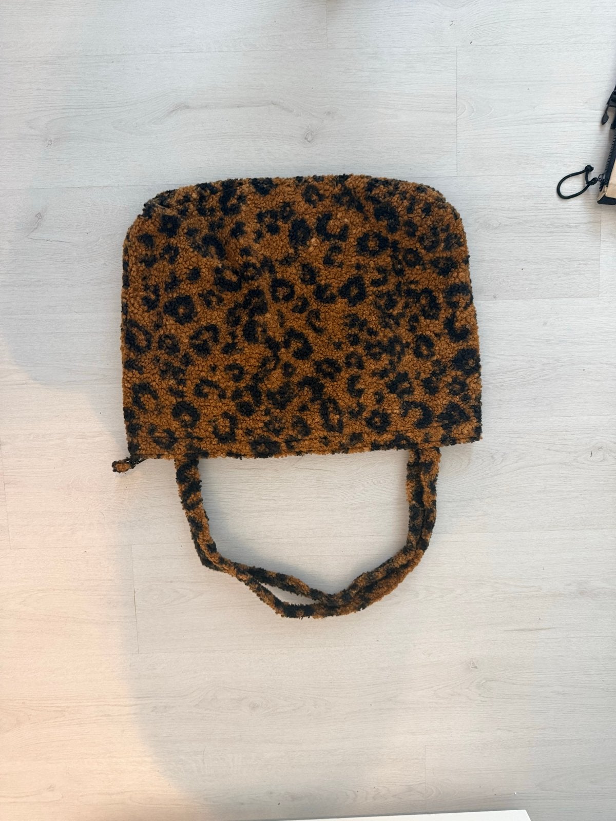 Teddy tas met trendy panterprint, Ophalen of Verzenden, Zo goed als nieuw, Bruin, Handtas