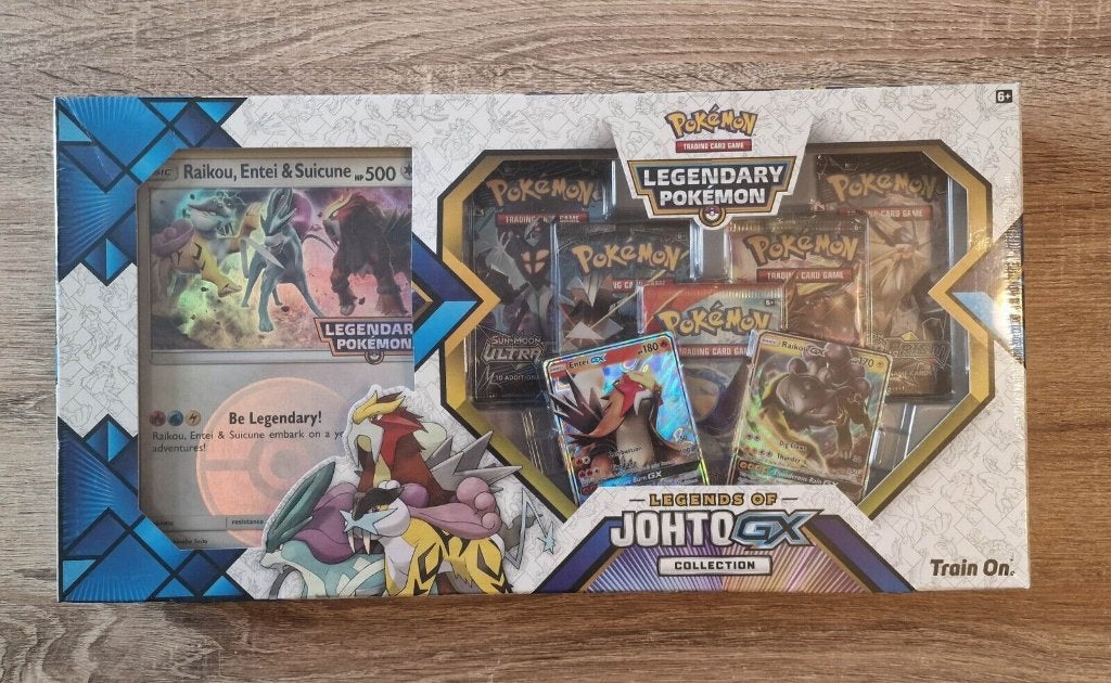 Pokemon johto gx premium collection box, geseald, ongeopend, Ophalen of Verzenden, Zo goed als nieuw, Boosterbox