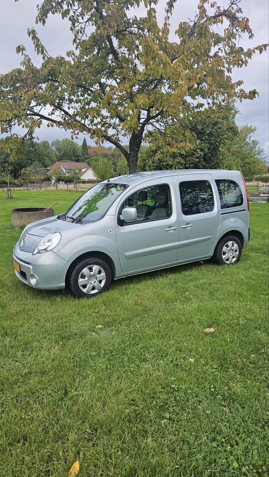 Renault Kangoo Family Rolstoelauto 1.6 16V Privilege 2012, Auto's, 1350 kg, 4 cilinders, Origineel Nederlands, Handgeschakeld