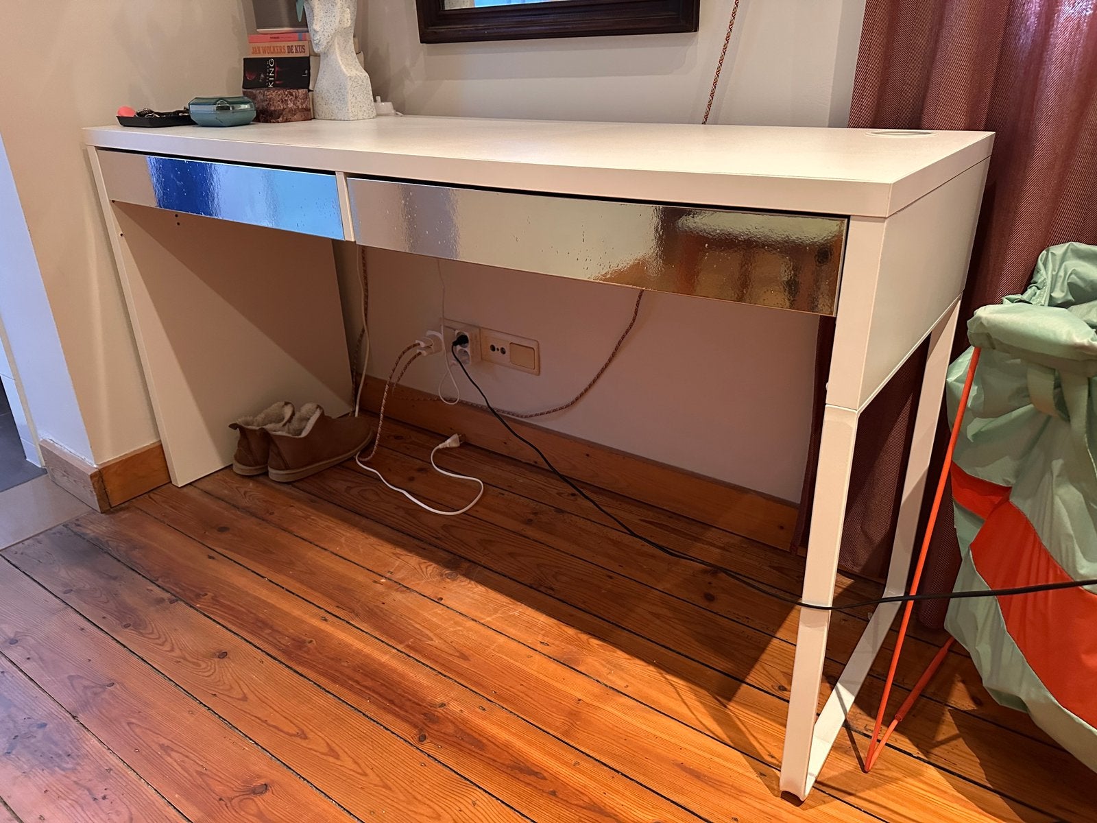 IKEA MICKE bureau, Ophalen, Gebruikt, 100 tot 150 cm, 25 tot 50 cm