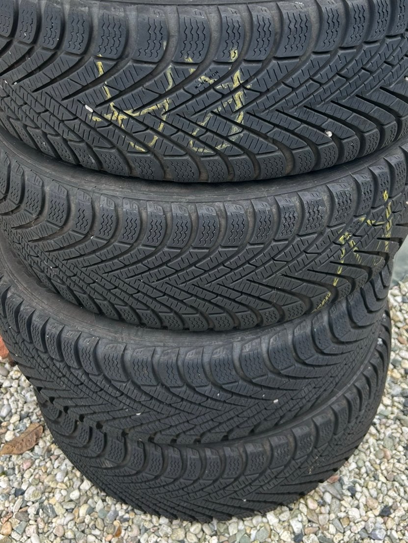 16 inch Pirelli banden voor Fiat 500(e), Auto-onderdelen, Ophalen, Overige, Gebruikt, 16 inch
