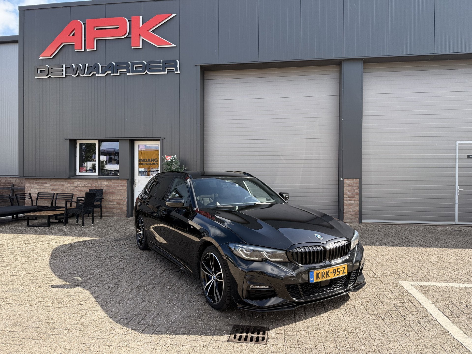 BMW 3 Serie Touring 330e m-pakket Bmw garantie (bj 2021), Auto's, 1998 cc, Achterwielaandrijving, Gebruikt, Euro 6
