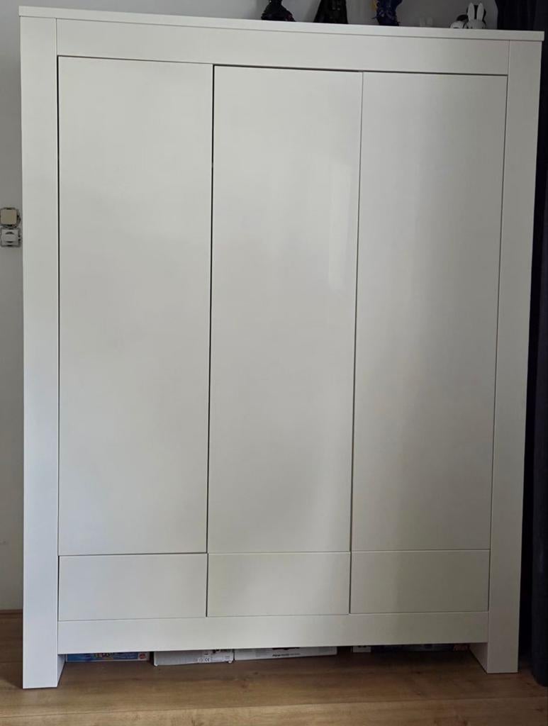 Kast kinderkamer 3-deurs, Ophalen, Kast, 50 tot 70 cm, 105 cm of meer