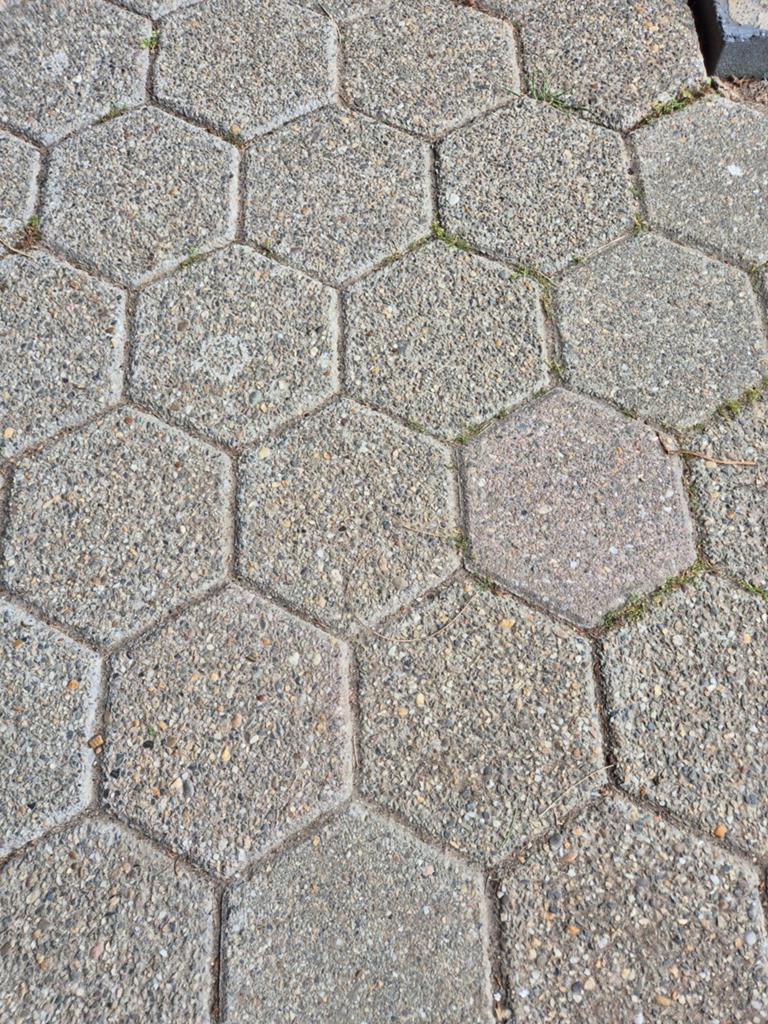 Hexagon tegels voor tuin of terras, Ophalen, Gebruikt, Beton, Terrastegels