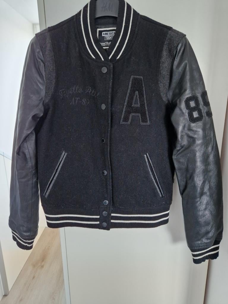 America Today zwarte baseball jack XS, Zwart, Ophalen of Verzenden, Zo goed als nieuw, Maat 34 (XS) of kleiner