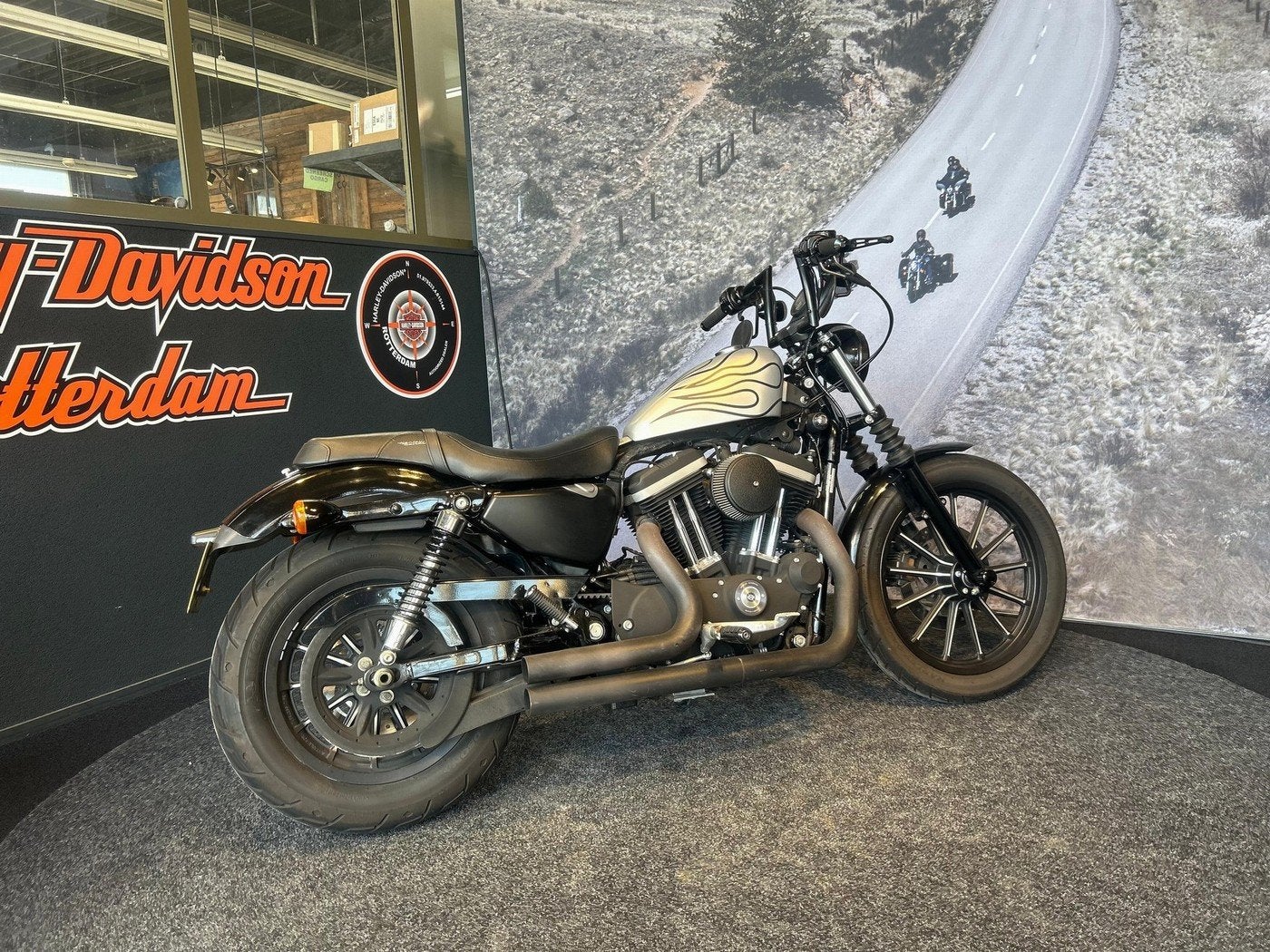 Harley-Davidson XL883N Sportster Iron (bj 2009), Motoren, Laan van Vredenoord 33
2289 DA  RIJSWIJK, NL, Meer dan 35 kW, Overig