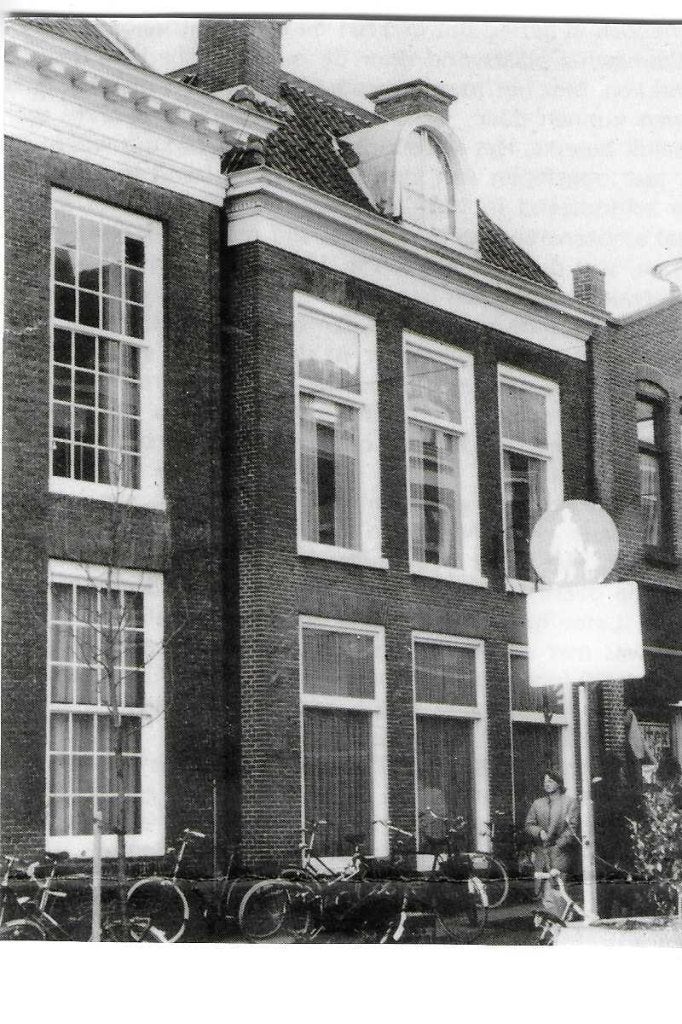 dokkum  uitbreiding  stadhuis 1963  hoogstr.c22, 1960 tot 1980, Verzenden, Foto, Zo goed als nieuw
