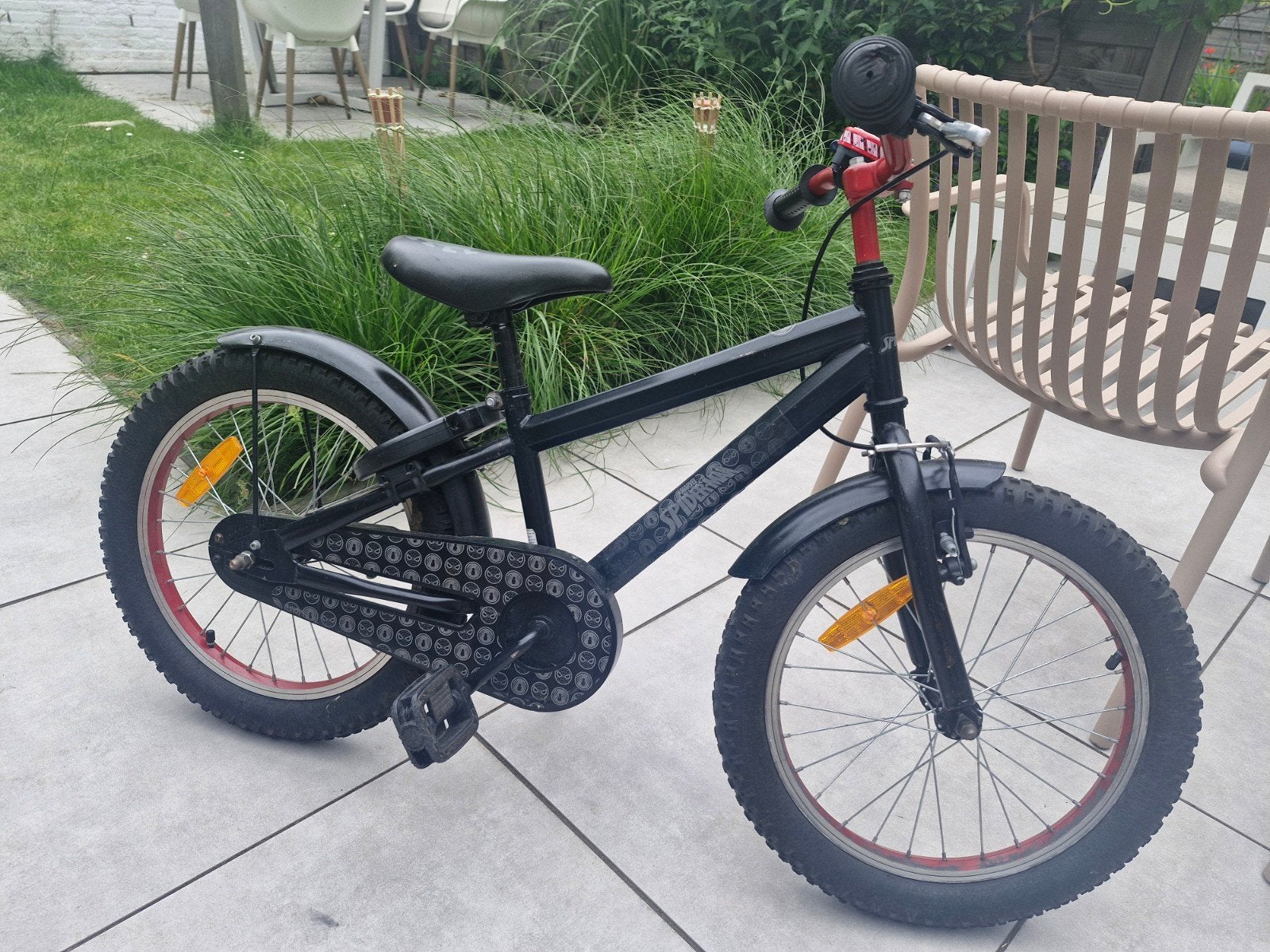 Stoere Spiderman kinderfiets 18 inch, Fietsen en Brommers, Fietsen | Kinderfietsjes, Ophalen, Gebruikt, Terugtraprem, 16 tot 20 inch