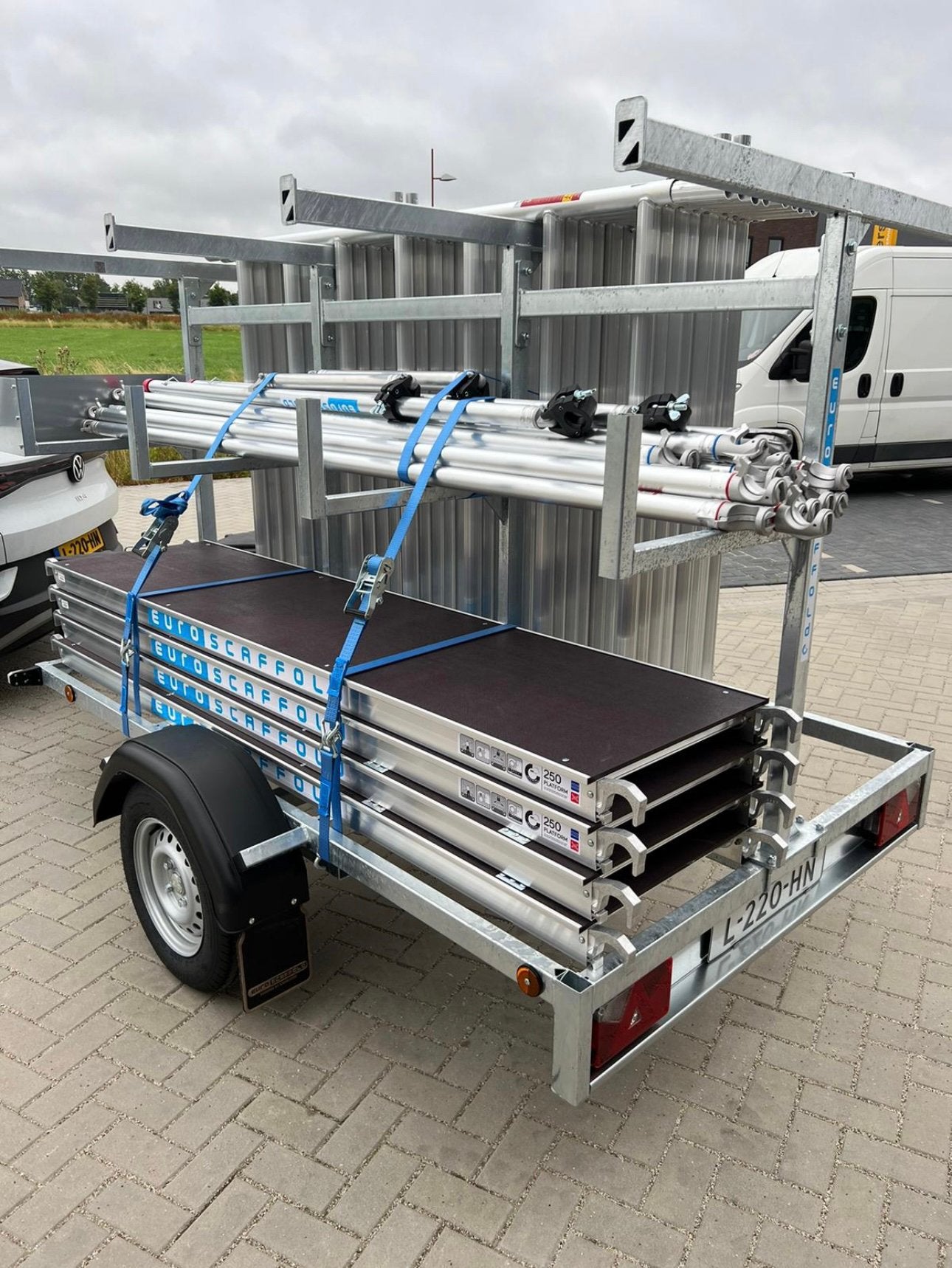 Euro Scaffold Rolsteiger op Aanhanger - Nieuwstaat, Ophalen, Zo goed als nieuw, Rolsteiger of Kamersteiger, 5 meter of hoger
