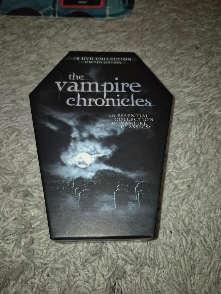 VAMPIRE CHRONICLES. 10 COLLECTIE, Cd's en Dvd's, Dvd's | Horror, Vanaf 16 jaar, Ophalen of Verzenden, Zo goed als nieuw