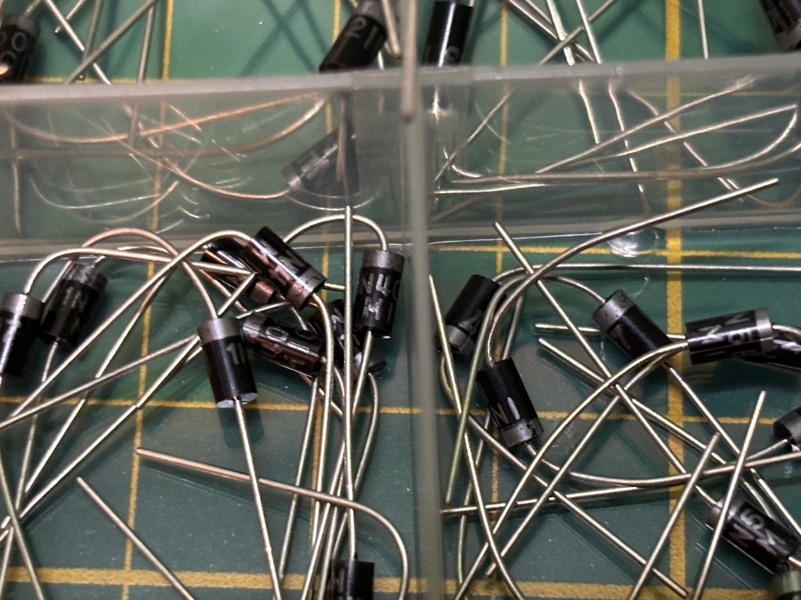 Gelijkrichter diode, Ophalen of Verzenden, Zo goed als nieuw