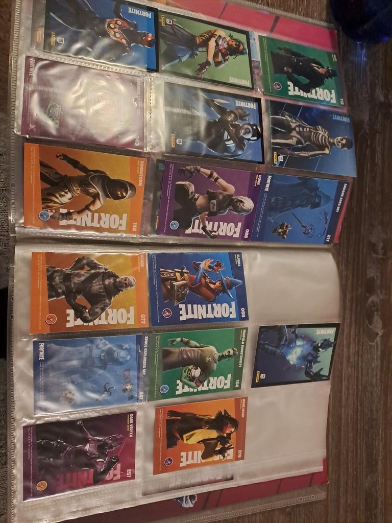 Fortnite Trading Cards Verzamelboek + Kaarten - ZGAN, Ophalen of Verzenden