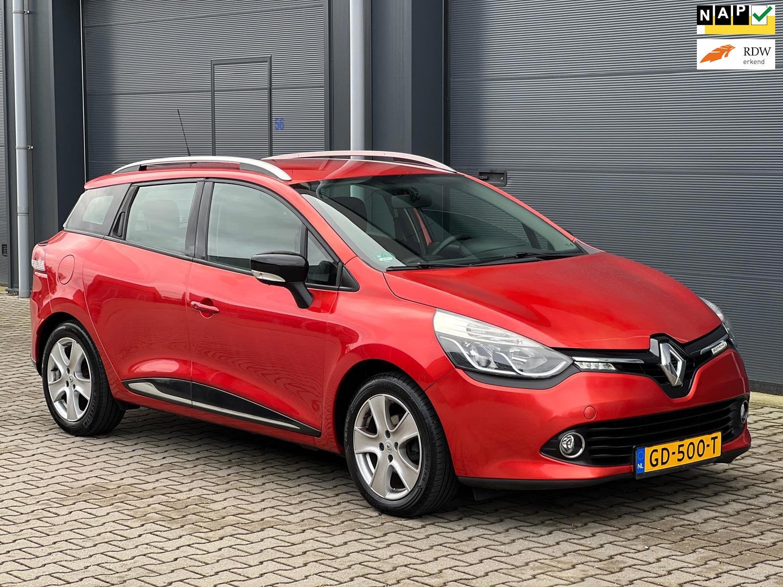 Renault Clio Estate 0.9 TCE EXPRESSION AIRCO NAVIGATIE, Voorwielaandrijving, Stof, Start-stop-systeem, Origineel Nederlands
