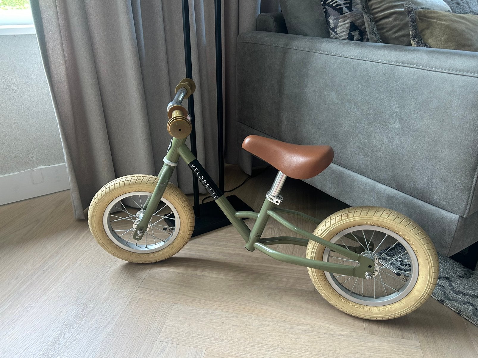 Veloretti loopfiets in zeer goede staat, Ophalen of Verzenden, Zo goed als nieuw, Minder dan 16 inch