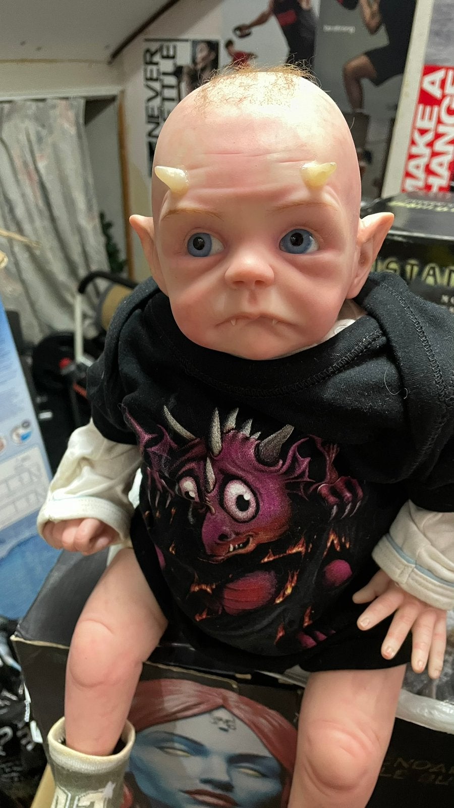 Reborn life-size dolls custom gothic vampire zombie devil, Ophalen of Verzenden, Zo goed als nieuw, Levensecht of Reborn