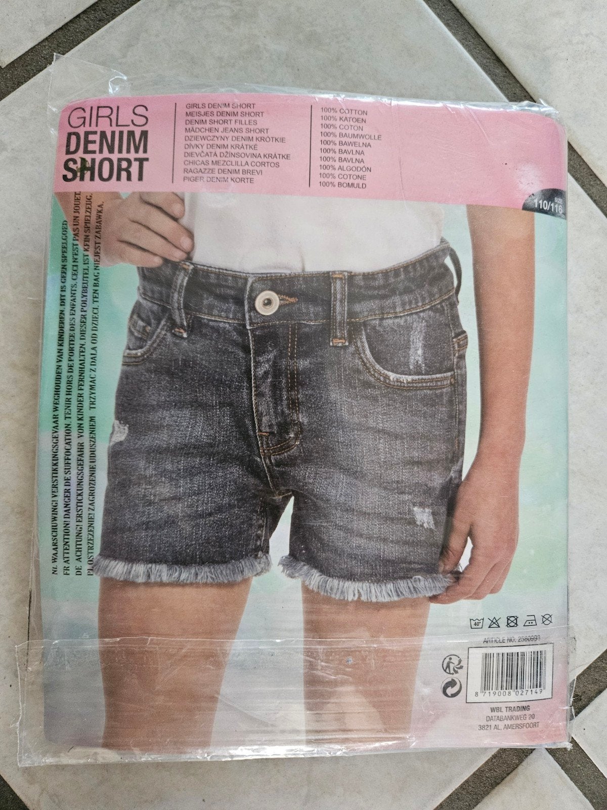 Nieuwe denim short voor meisjes - Maat 110/116, Ophalen of Verzenden, Nieuw, Onbekend, Meisje