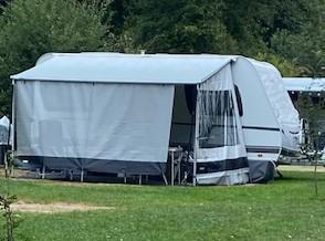 Thule Omnistore 1200 Sun Blocker 330, Ophalen, Zo goed als nieuw