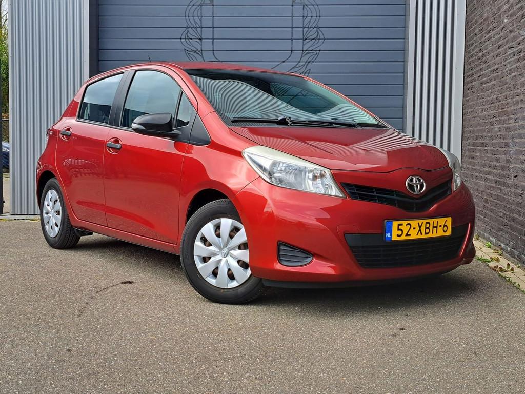 Toyota Yaris 1.3 VVT-i Comfort Airco|Nap, Voorwielaandrijving, Euro 5, Stof, 4 cilinders