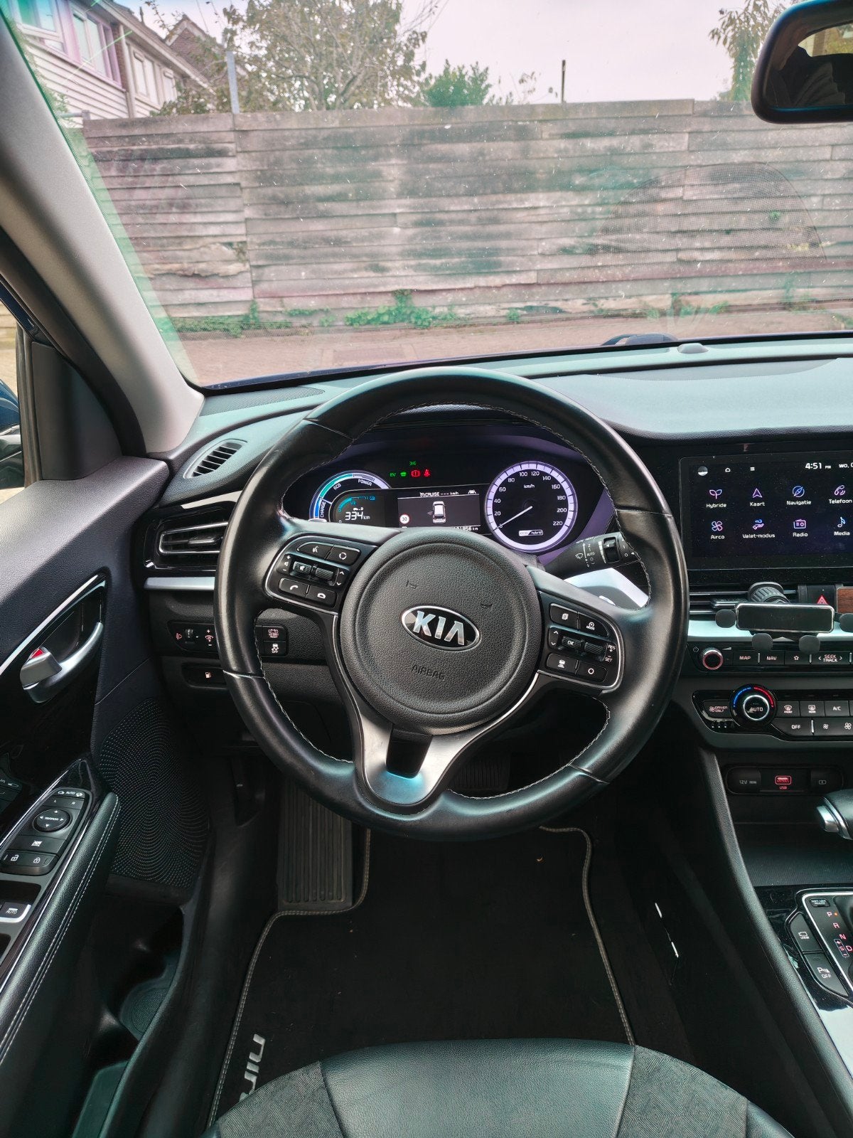 Foto 11 van Kia Niro 1.6 GDi Hybrid 141pk Dct6 2020 Blauw