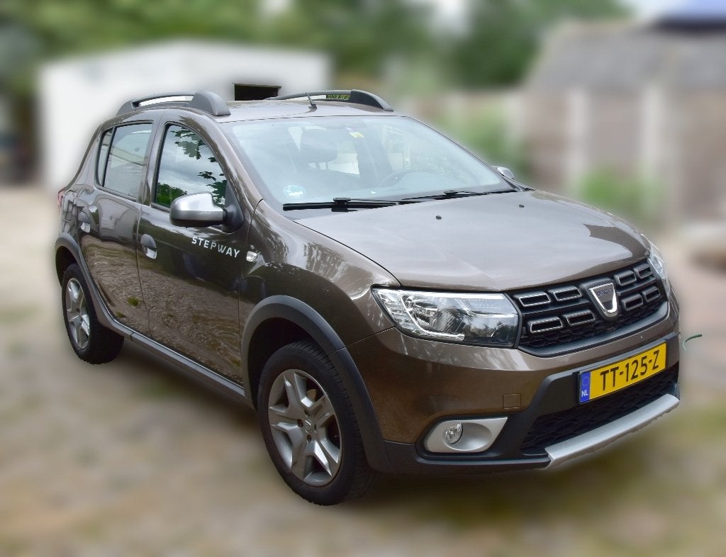 Dacia Sandero 0.9 Tce 90pk S&S Stepway 2017 Bruin, Auto's, Voorwielaandrijving, 898 cc, 40 €/maand, Bruin