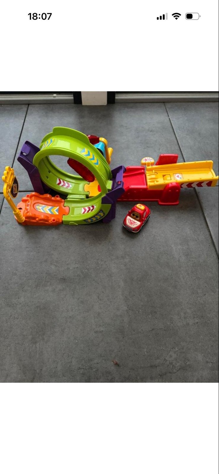 VTech Toet Toet Auto's Racebaan met Looping, Kinderen en Baby's, Ophalen of Verzenden, Zo goed als nieuw, 2 tot 4 jaar