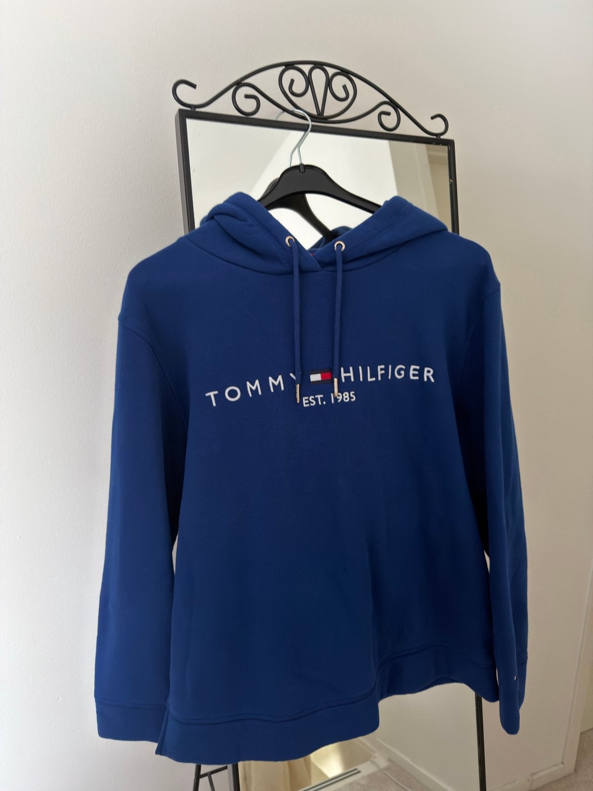 Tommy Hilfiger hoodie blauw - Maat XL, Kleding | Dames, Ophalen of Verzenden, Zo goed als nieuw, Maat 46/48 (XL) of groter, Blauw