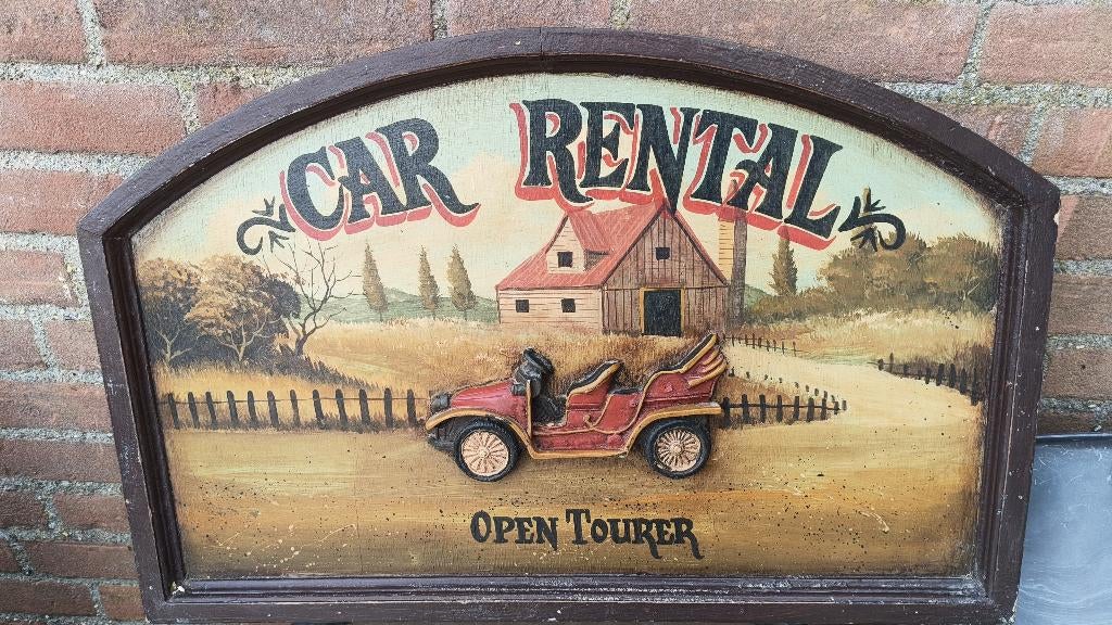 Car Rental – Open Tourer 3D wandbord, Antiek en Kunst, Antiek | Wandborden en Tegels, Ophalen of Verzenden
