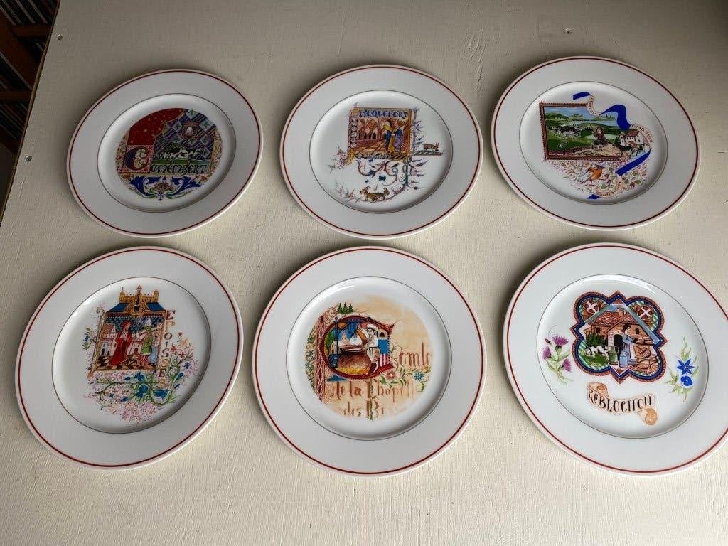 Collectie van 6 Franse Vintage Revol Porseleinen Kaasborden, Ophalen of Verzenden