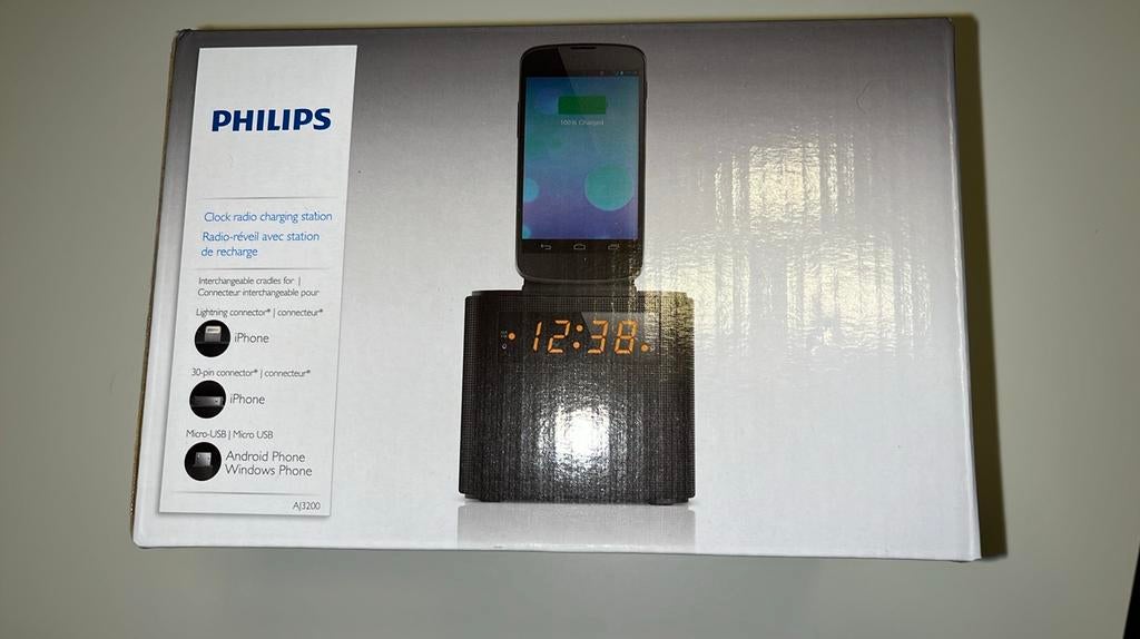 Philips AJ3200/12 Klokradio met Telefoonhouder & Oplader, Ophalen of Verzenden, Nieuw, Digitaal