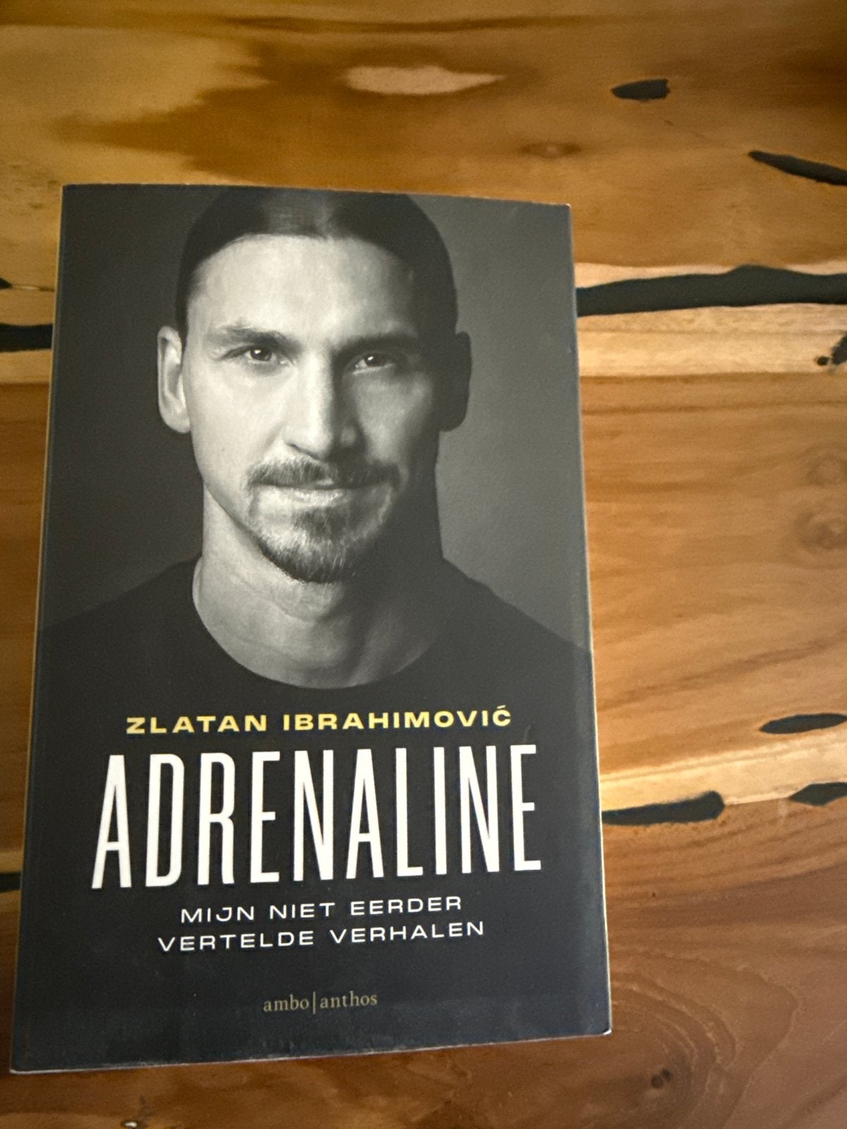 Adrenaline: Mijn niet eerder vertelde verhalen - Zlatan Ibra, Boeken, Ophalen of Verzenden, Zo goed als nieuw, Sport