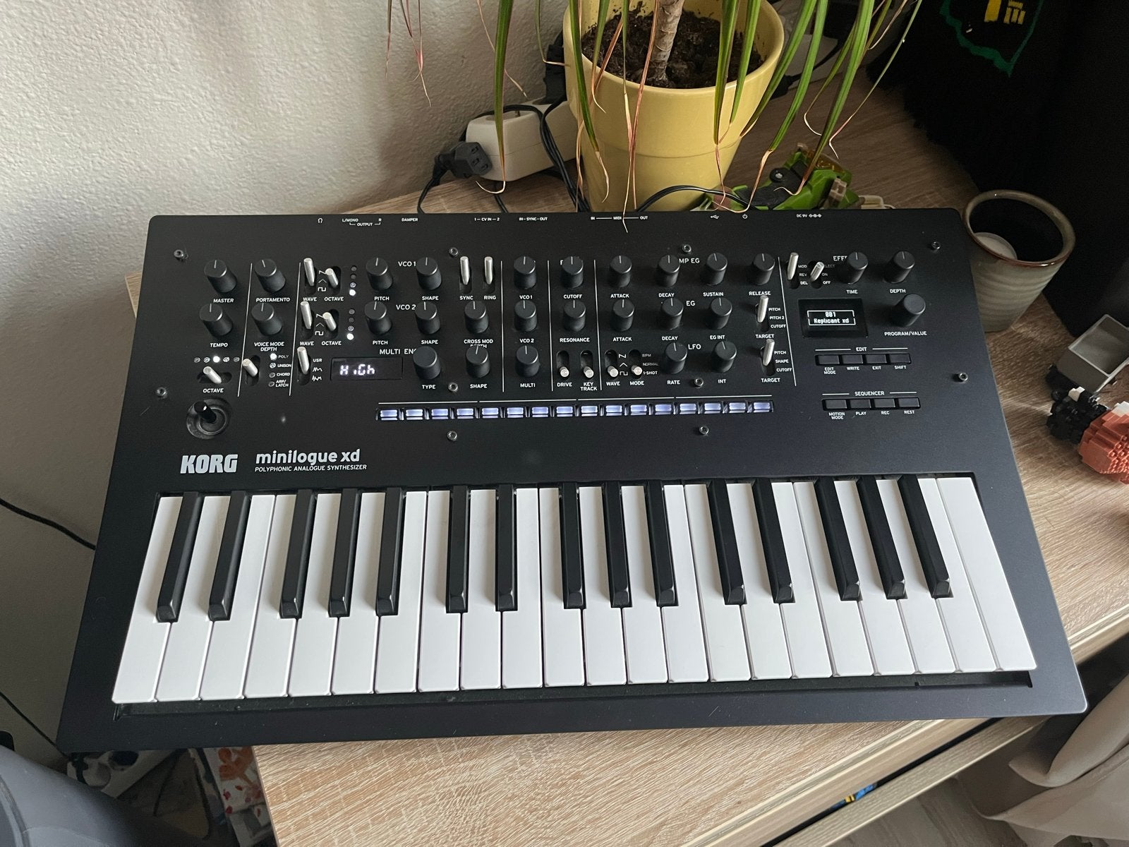 Korg minilogue xd - Inc doos - Polyfone Analoge Synthesizer, Ophalen, Korg, Overige aantallen, Zo goed als nieuw