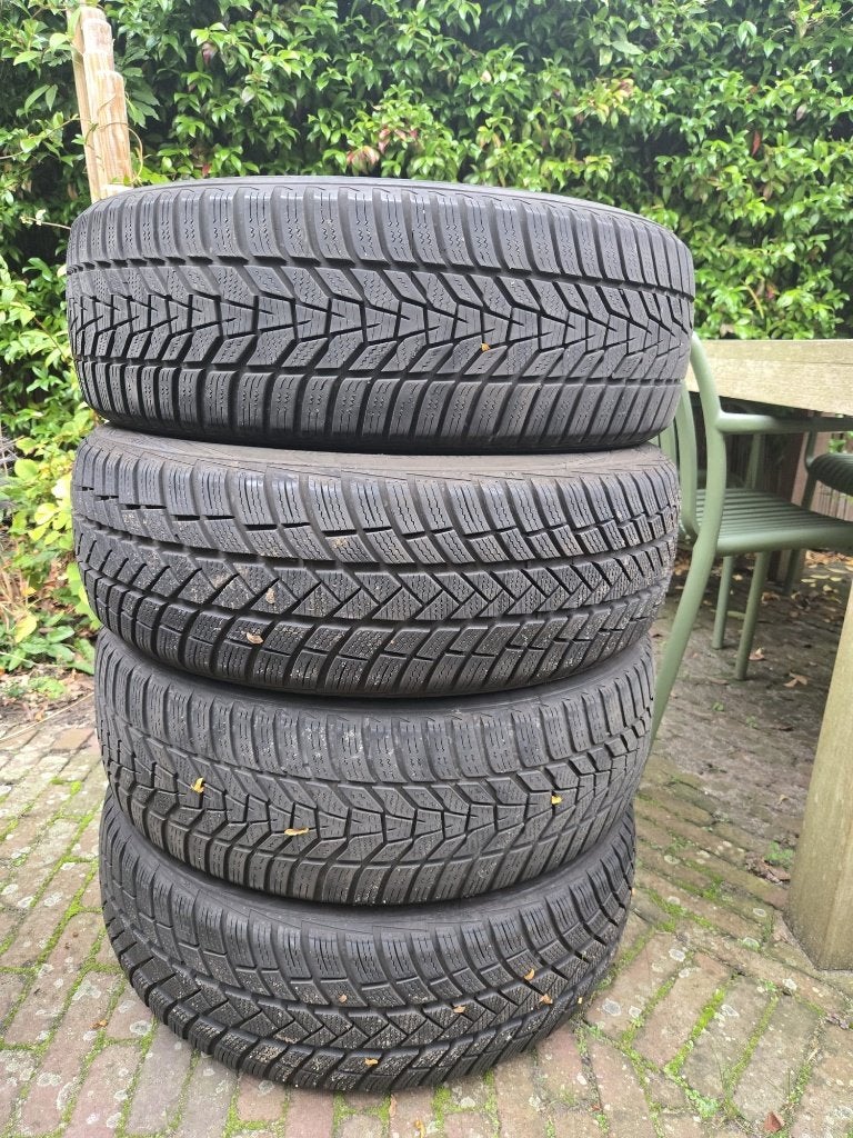 Winterbanden maat 205/55H R19, Gebruikt, Band(en), Personenwagen, Ophalen