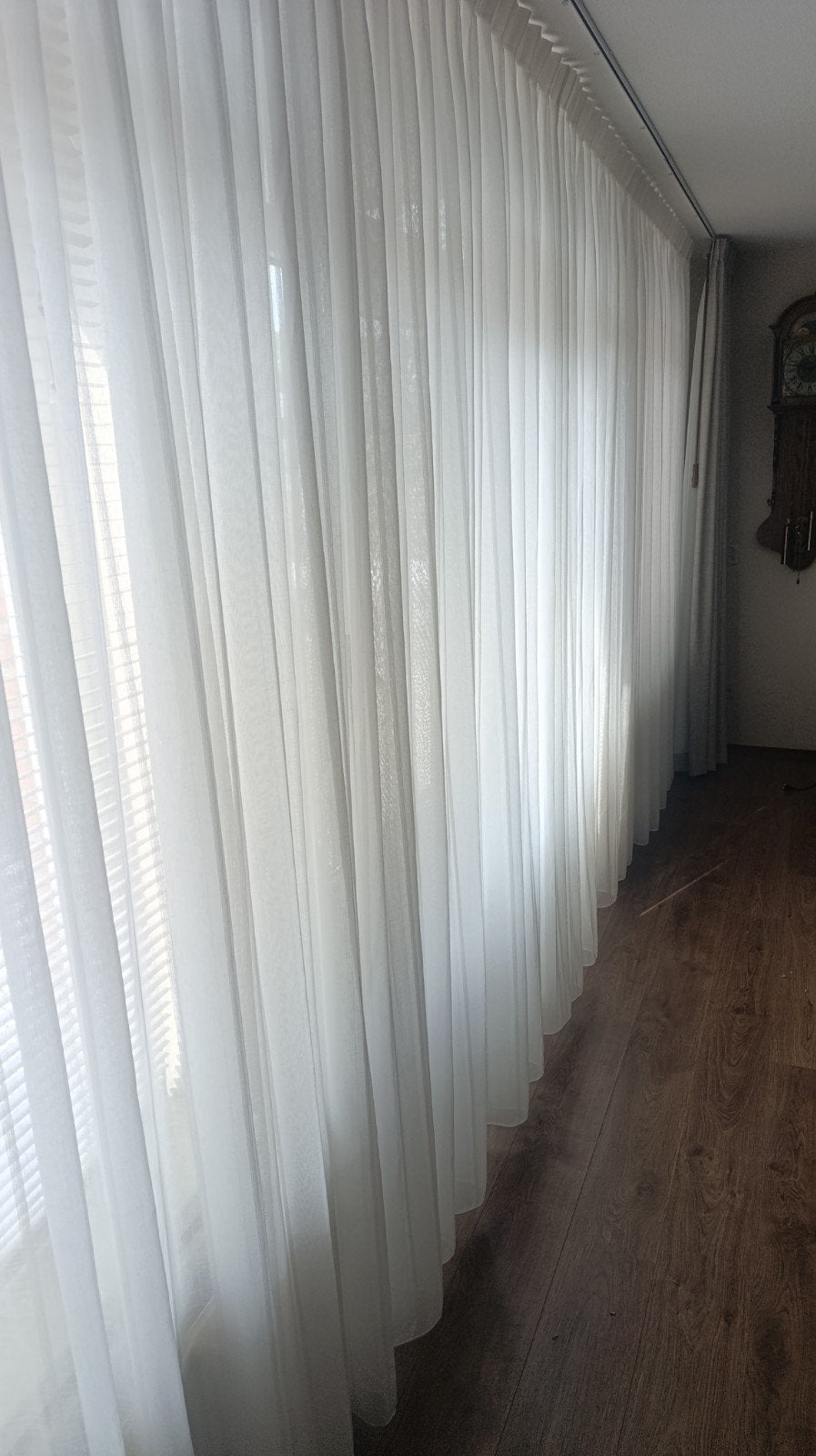 Inbetween wit- 2 delen, totaal 560 x 240 cm, zeer netjes, Vitrage, Wit, Ophalen of Verzenden, Lichtdoorlatend