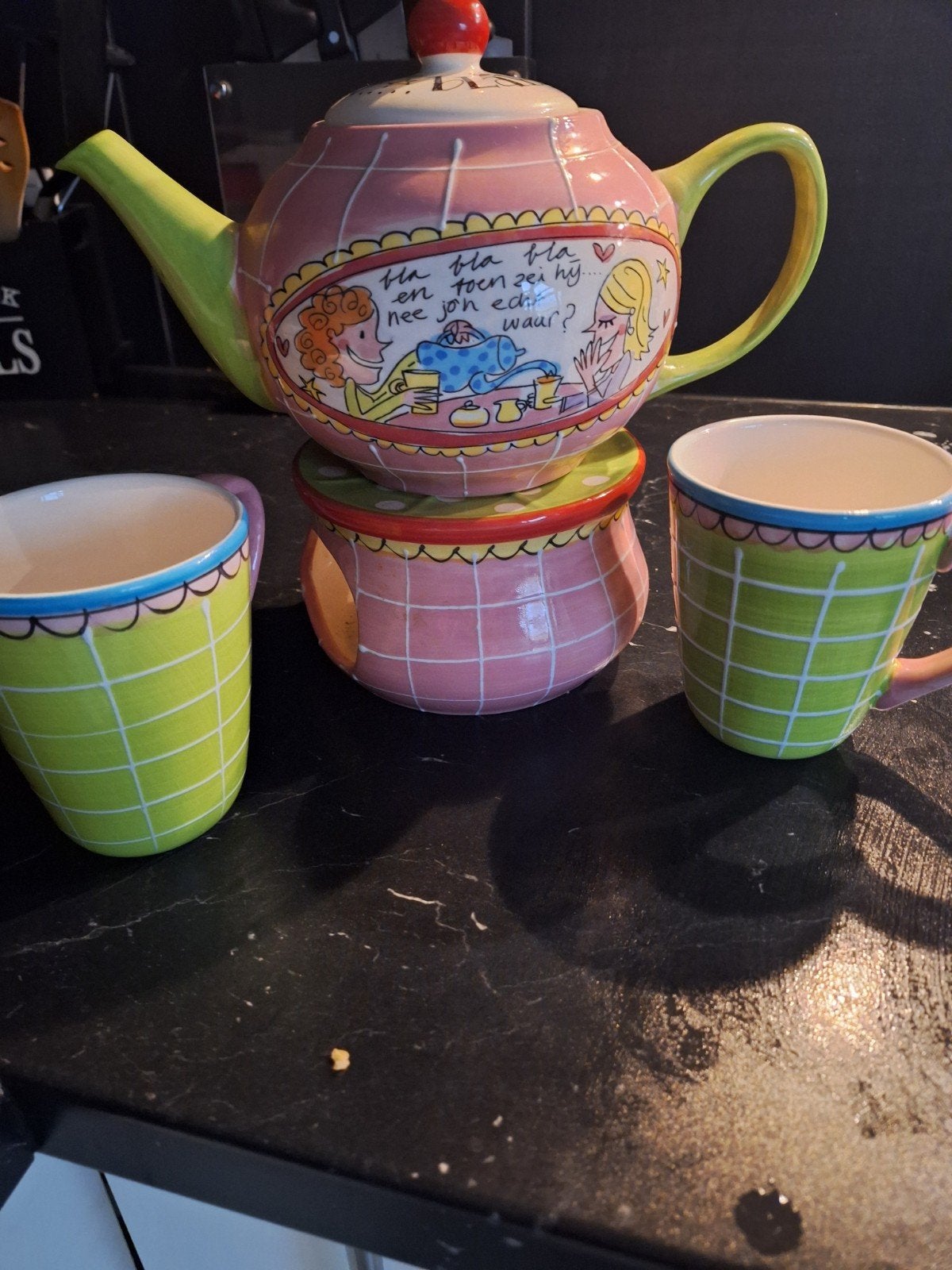 Blond Amsterdam theepot met theelicht en 2 mokken, Zo goed als nieuw, Steen/keramiek, Meerkleurig, Ophalen