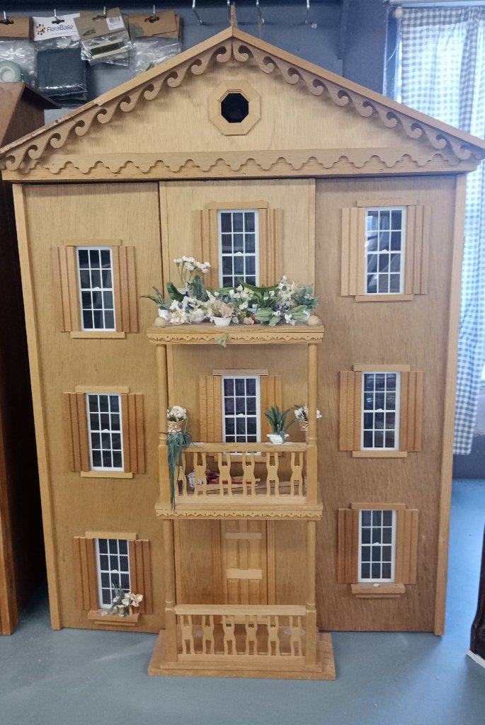 Diverse poppenhuizen, Ophalen, Gebruikt, Poppenhuis