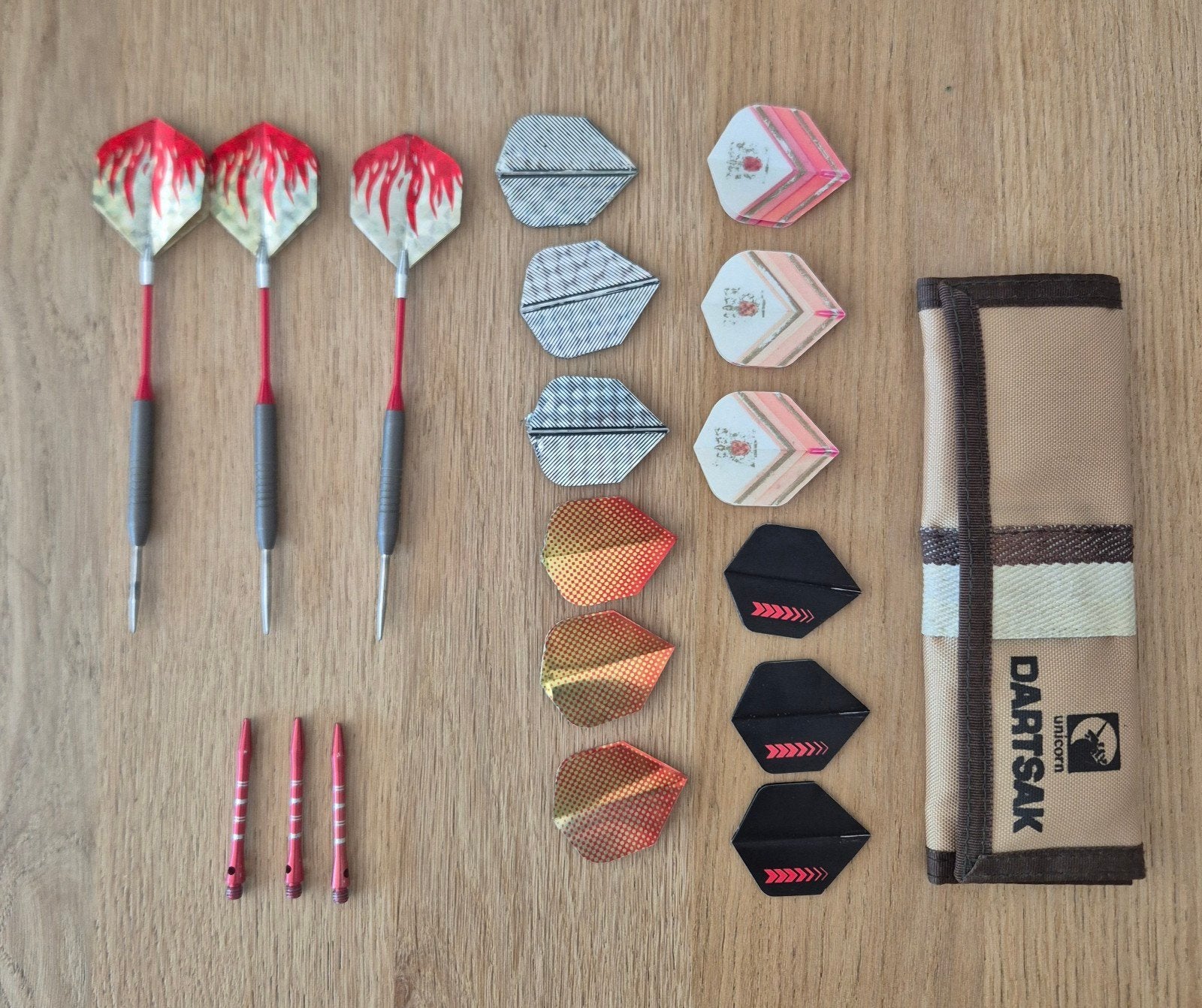 Unicorn Dartsak met Darts en Flights, Ophalen of Verzenden, Gebruikt, Overige typen