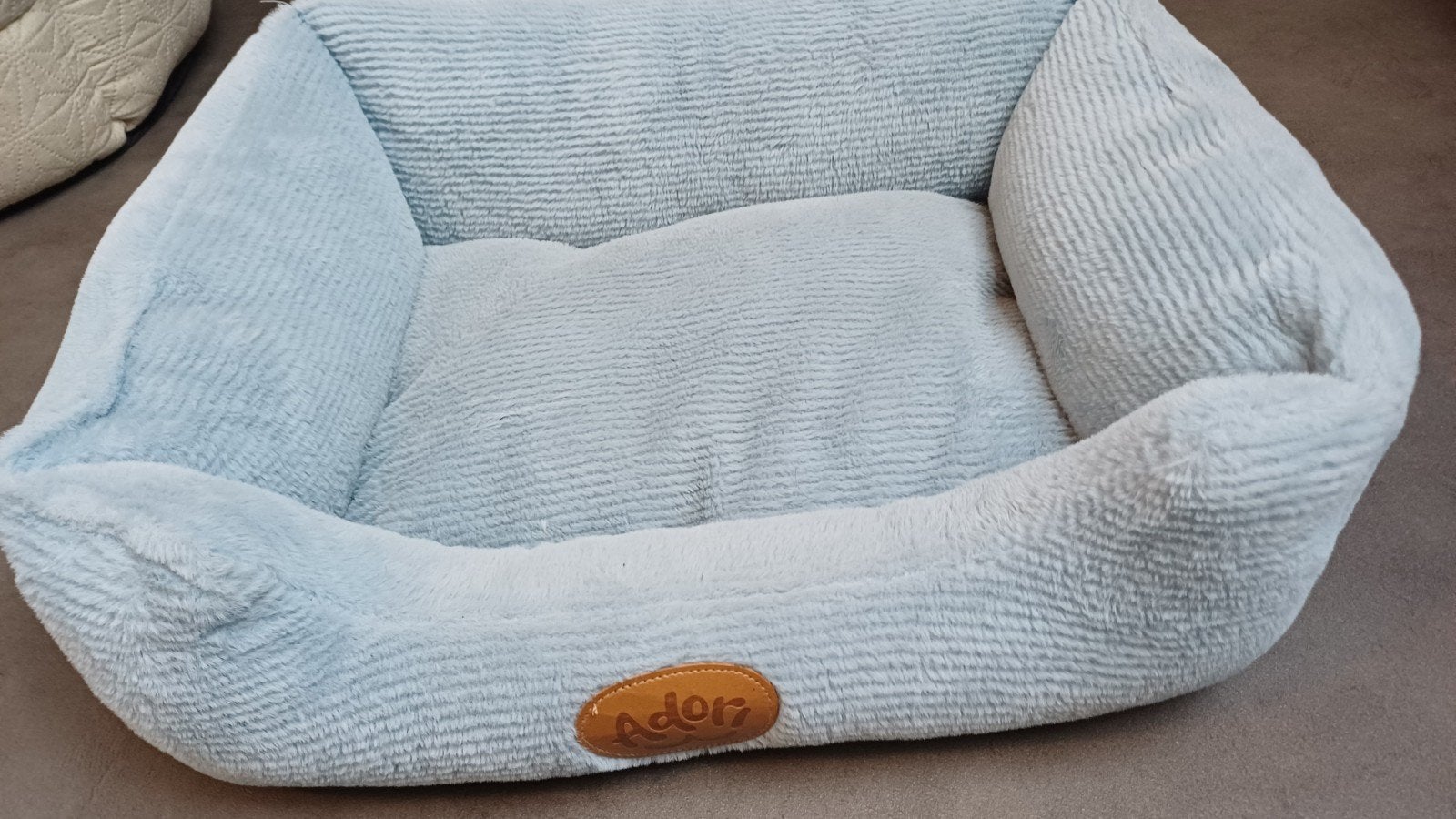 adori hondenmand licht blauw, Ophalen