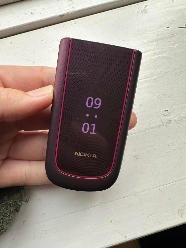 Nokia 2660 flip phone, Telecommunicatie, Mobiele telefoons | Nokia, Ophalen of Verzenden, Gebruikt, 3 tot 6 megapixel, Inklapmodel