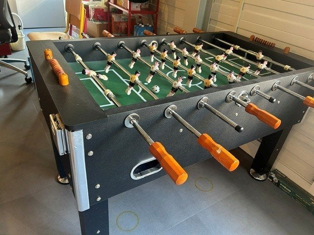 Professionele voetbaltafel, Ophalen, Zo goed als nieuw