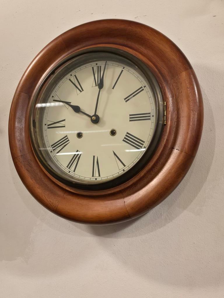 Caféklok pubclock oude schoolklok met Romeinse cijfers, Huis en Inrichting, Ophalen, Nvt, Nvt, Nvt