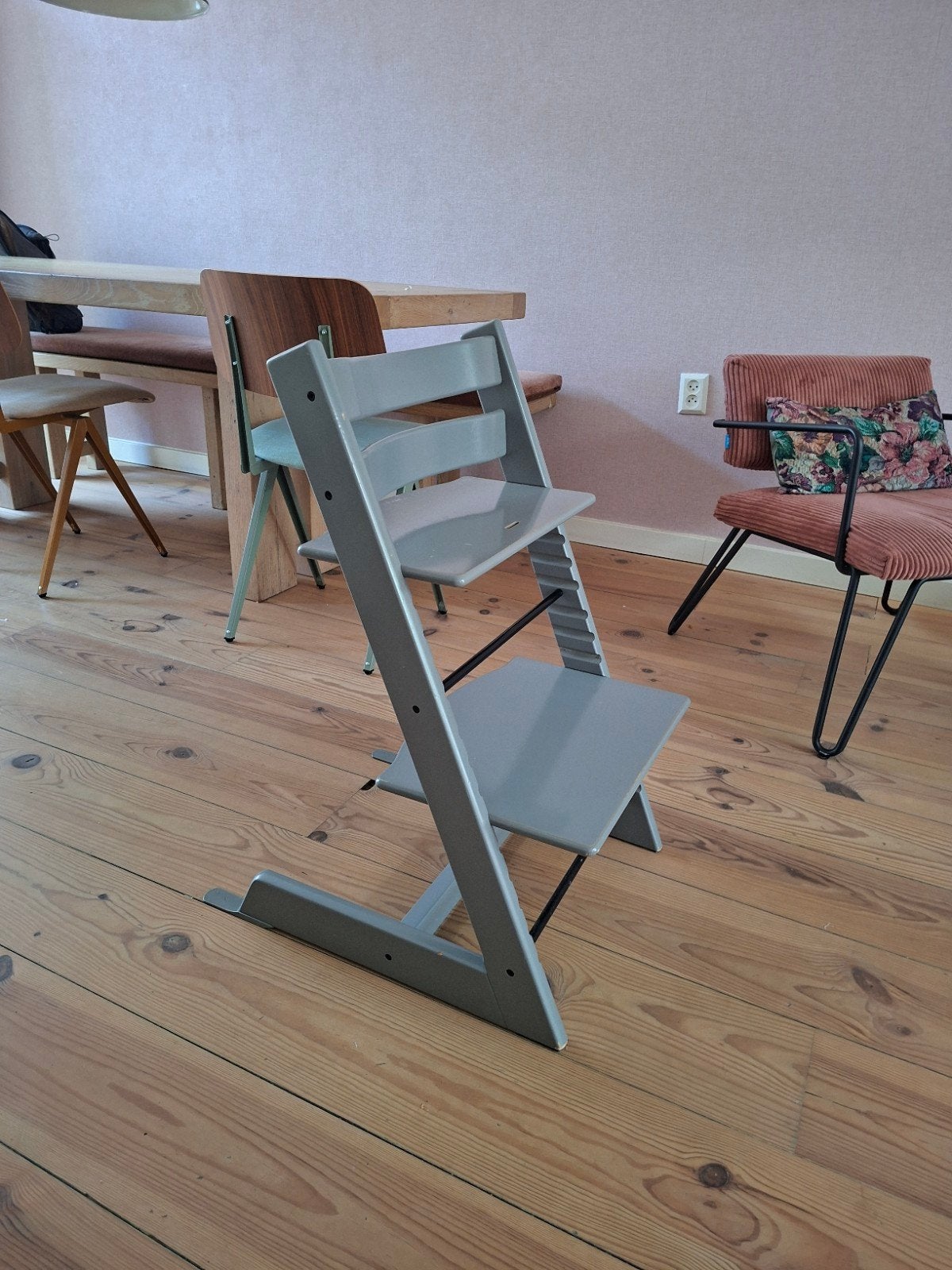 Stokke Tripp Trapp kinderstoel - grijs - Nieuwe model, Ophalen, Gebruikt, Meegroeistoel