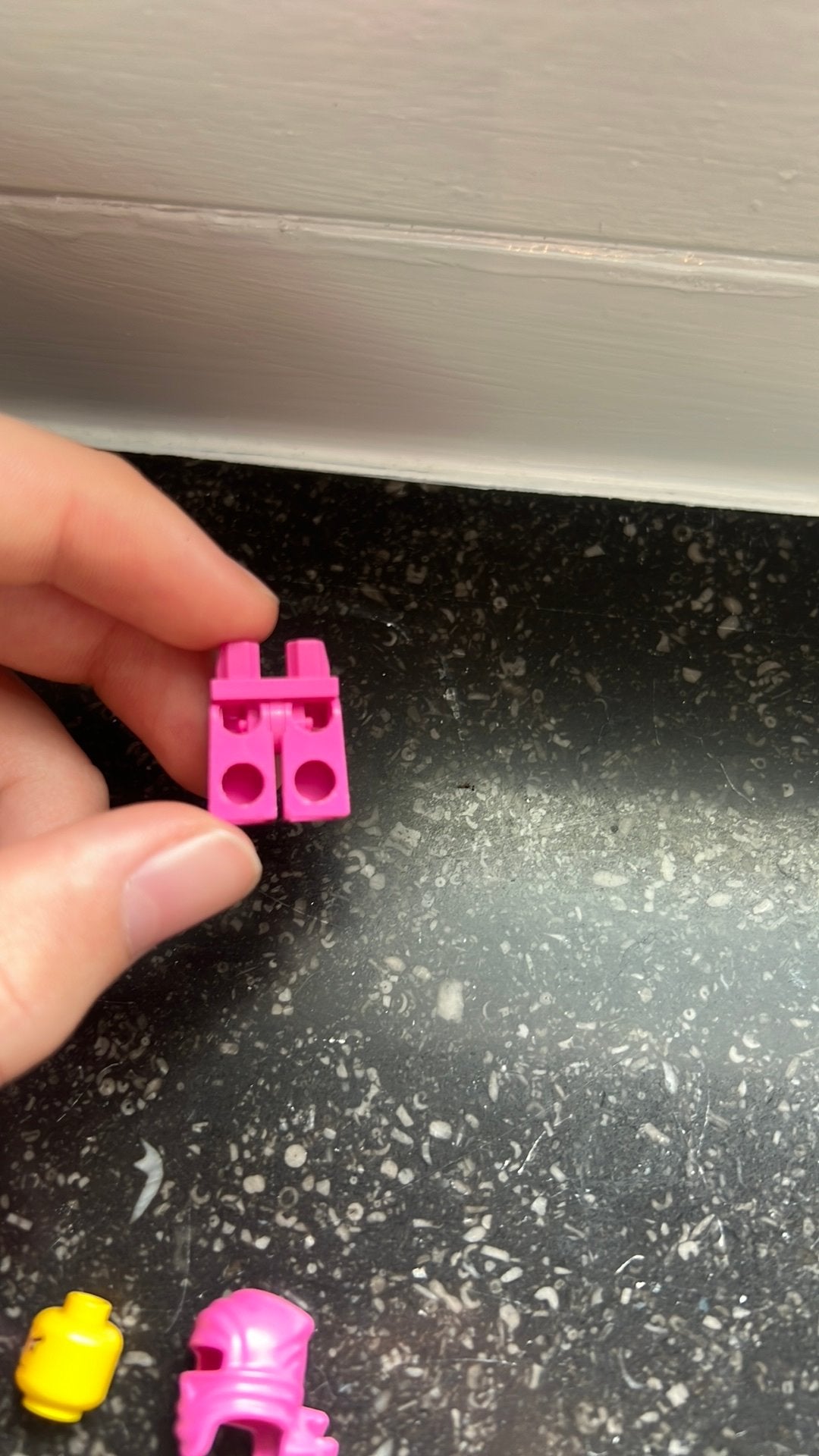 Foto 7 van Ninjago pink zane figuur