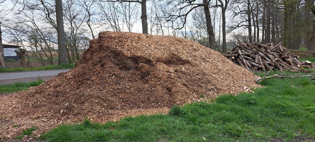 Houtsnippers  ( uit het duurzaam beheerde Zalker bos), Tuin en Terras, Aarde en Mest, Ophalen of Verzenden, Tuinaarde