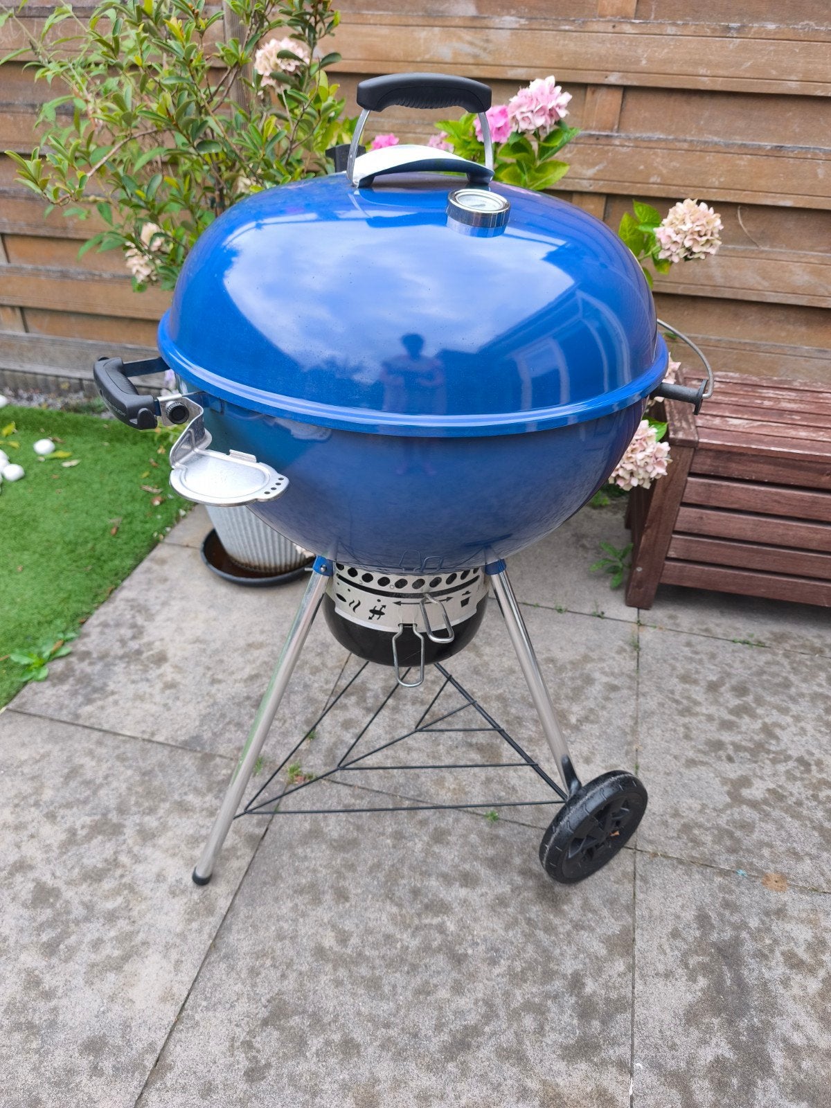 Weber Master-Touch GBS 57 cm Ocean Blue BBQ + hoes, Ophalen, Gebruikt, Weber Mastertouch