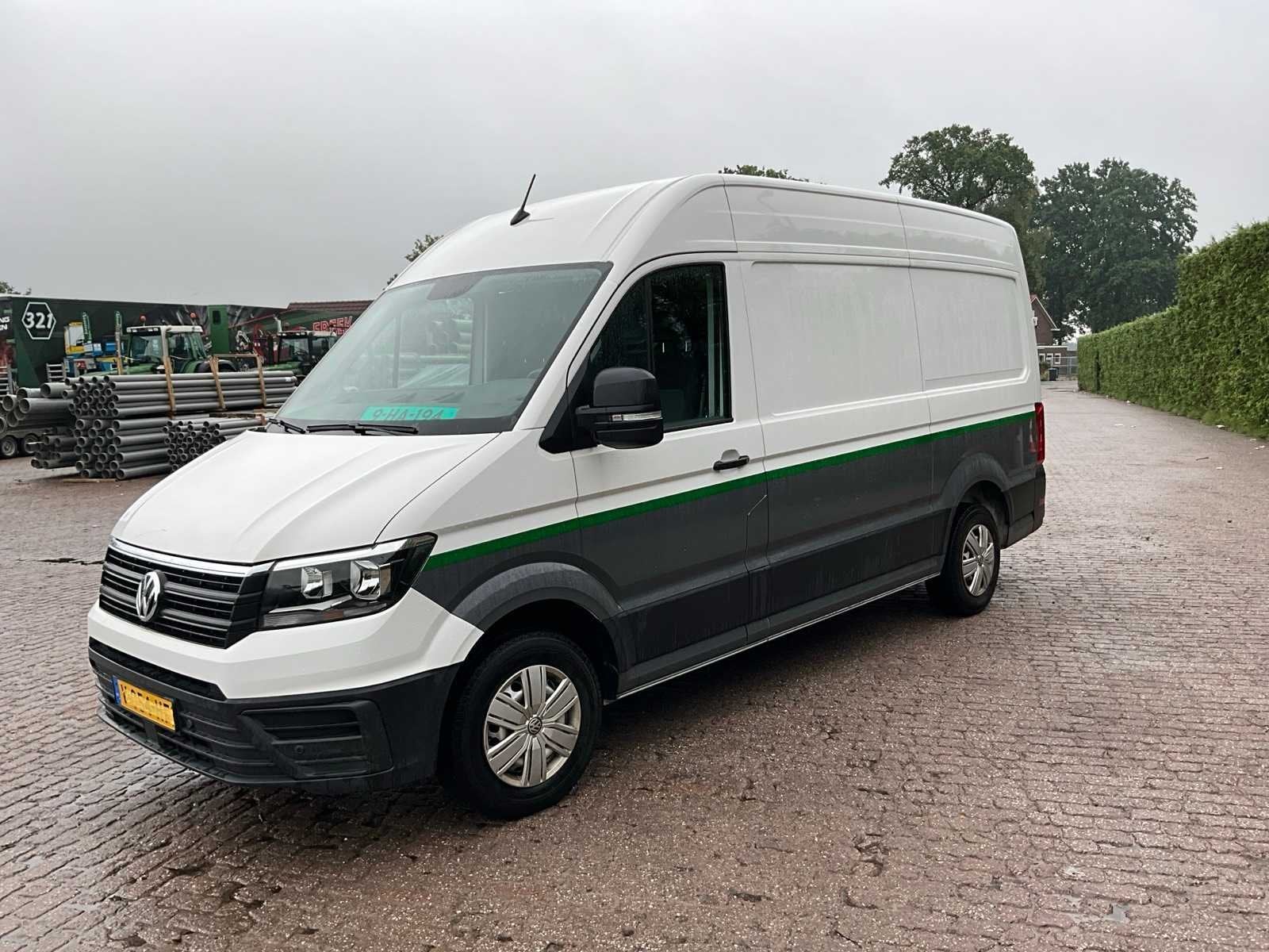 Volkswagen Crafter 35 2.0 TDI L3H3DCTr Bedrijfswagen, Auto's, Gebruikt, Euro 6, 4 cilinders, Volkswagen