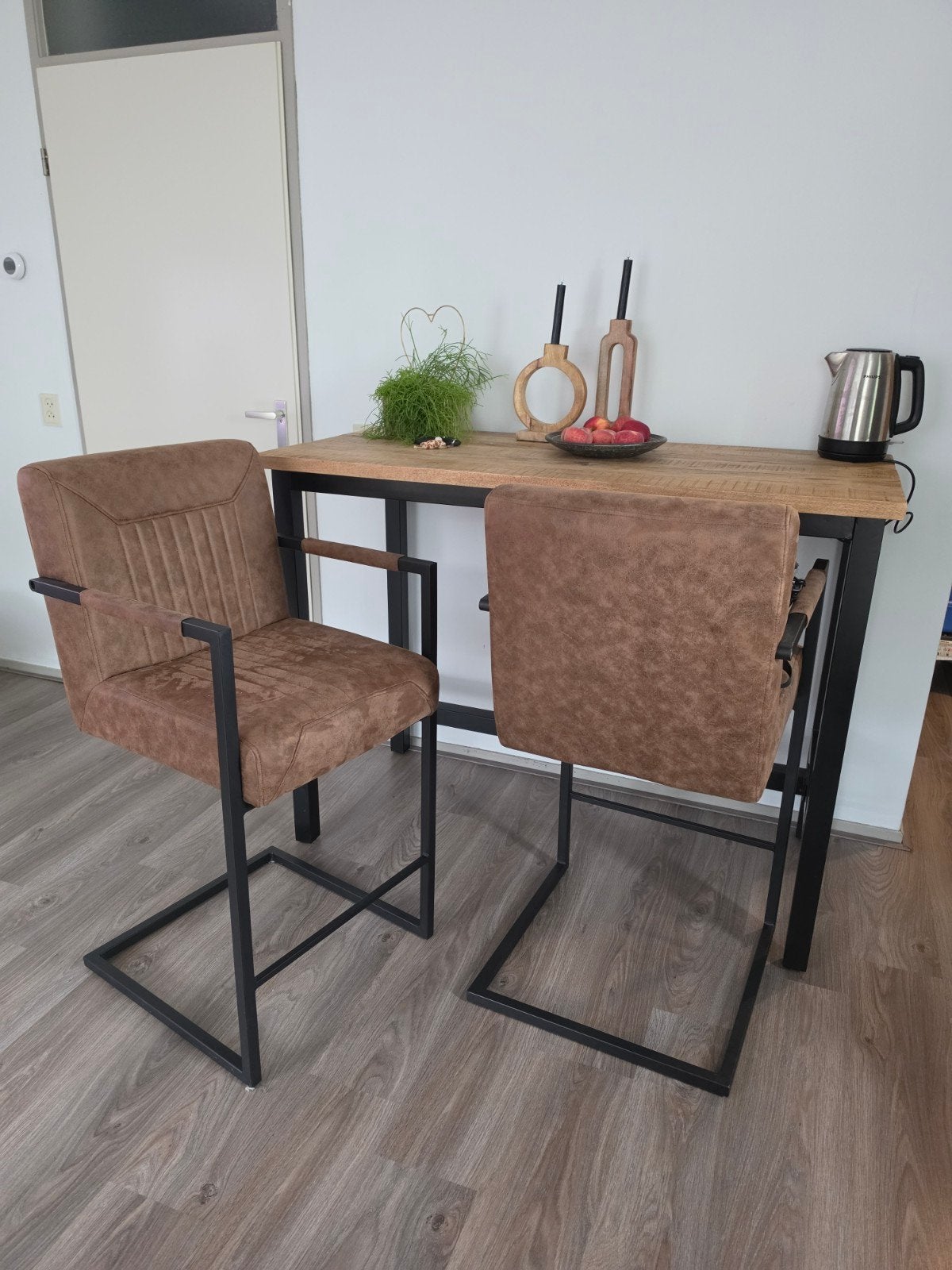 Bartafel Mangohout set met 2 barstoelen extra dikke zitting, Huis en Inrichting, Tafels | Eettafels, 100 tot 150 cm, Mangohout